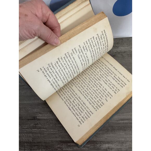 1953 Sparkplug of the Hornets By Stephen W. Meader - Picture 10 of 13